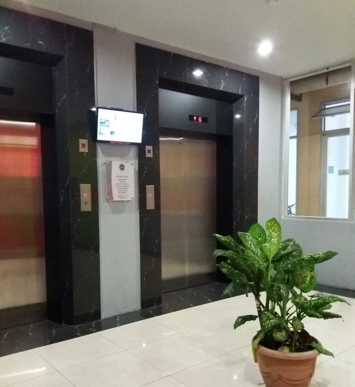 Ananda Apartments @ Suites Metro Cicadas Екстер'єр фото